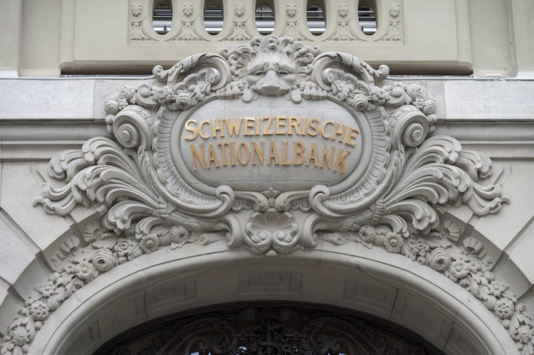 SNB not yet ready to weaken the CHF – Commerzbank